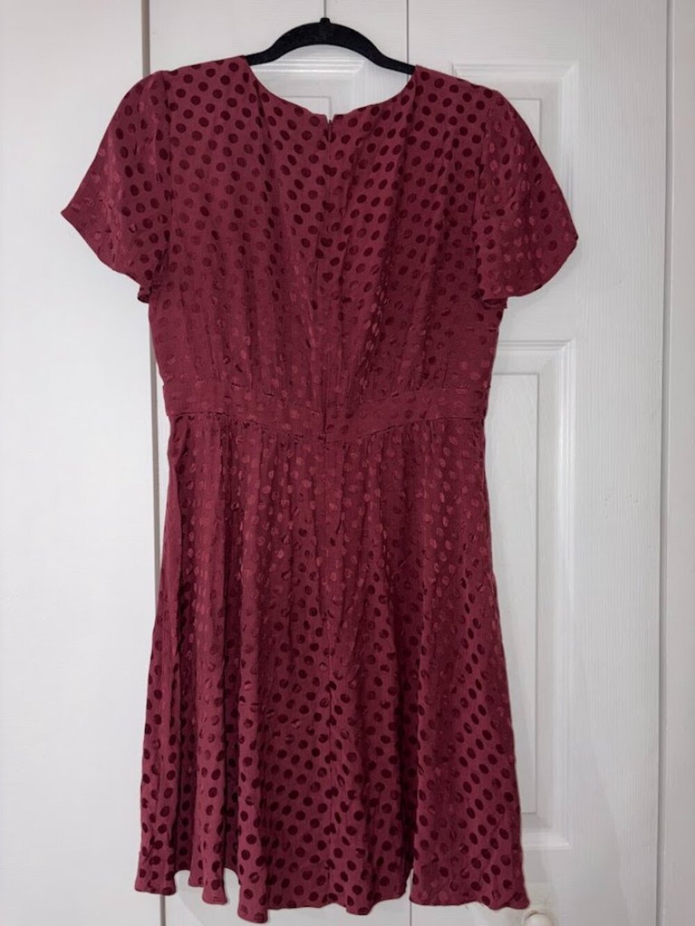 Madewell V-Neck Fit-and-Flare Dress in Dot Jacquard Dress Size 6 - Picture 4 of 6